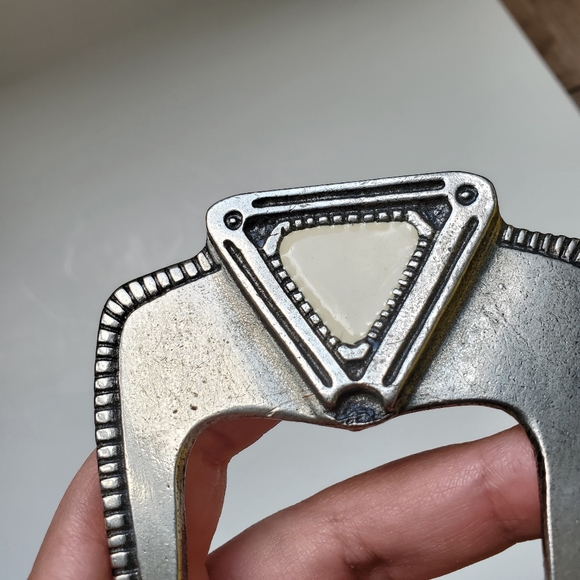 Vintage gray leather belt - snake skin design - Picture 8 of 12